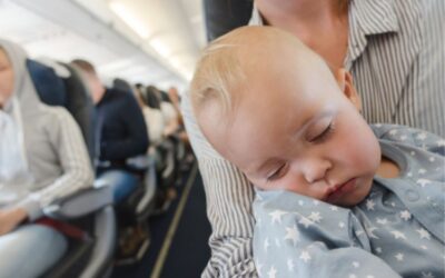 Voyager avec un bébé en avion : 7 choses à savoir